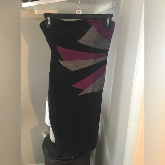 arden b bodycon dress Arden B bodycon dress worn once. Curve hugging hour